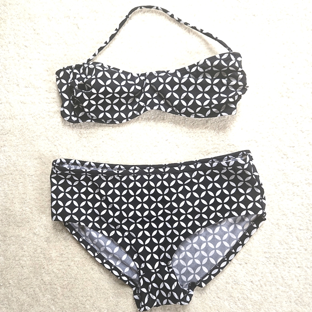 Victoria's Secret Black and White Patterned Bikini Set